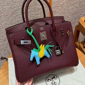 Classic Hermes Bag: A Stylish and Versatile Choice for Elegance